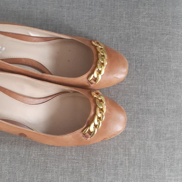 Lauren ralph Lauren tan leather pumps shoe  size 10B - Picture 2 of 16